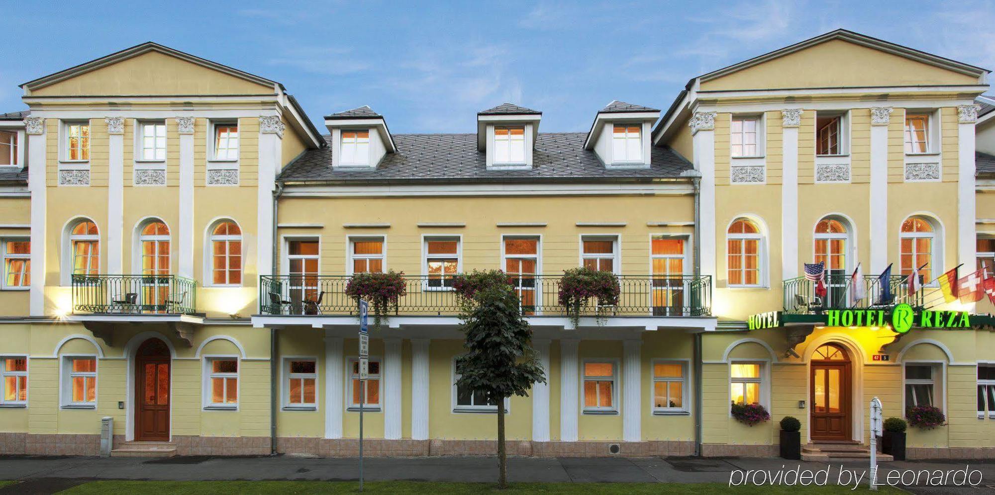 Hotel Reza Františkovy Lázně エクステリア 写真