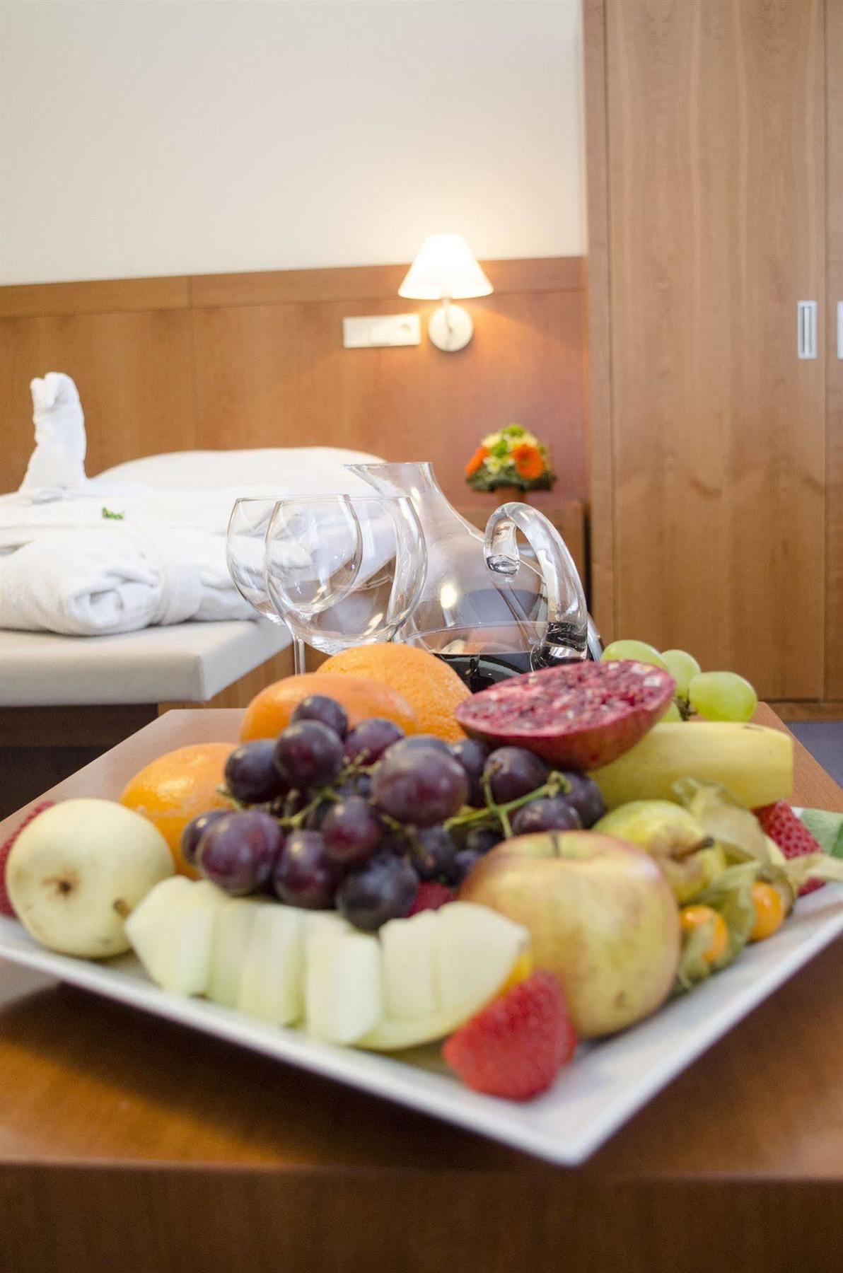 Hotel Reza Františkovy Lázně エクステリア 写真